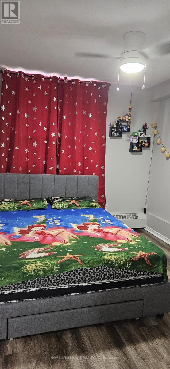 803 - 2556 Argyle Road, Mississauga, Ontario  L5B 2H6 - Photo 15 - W12367434