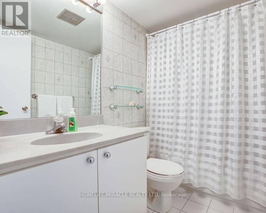 803 - 2556 Argyle Road, Mississauga, Ontario  L5B 2H6 - Photo 16 - W12367434