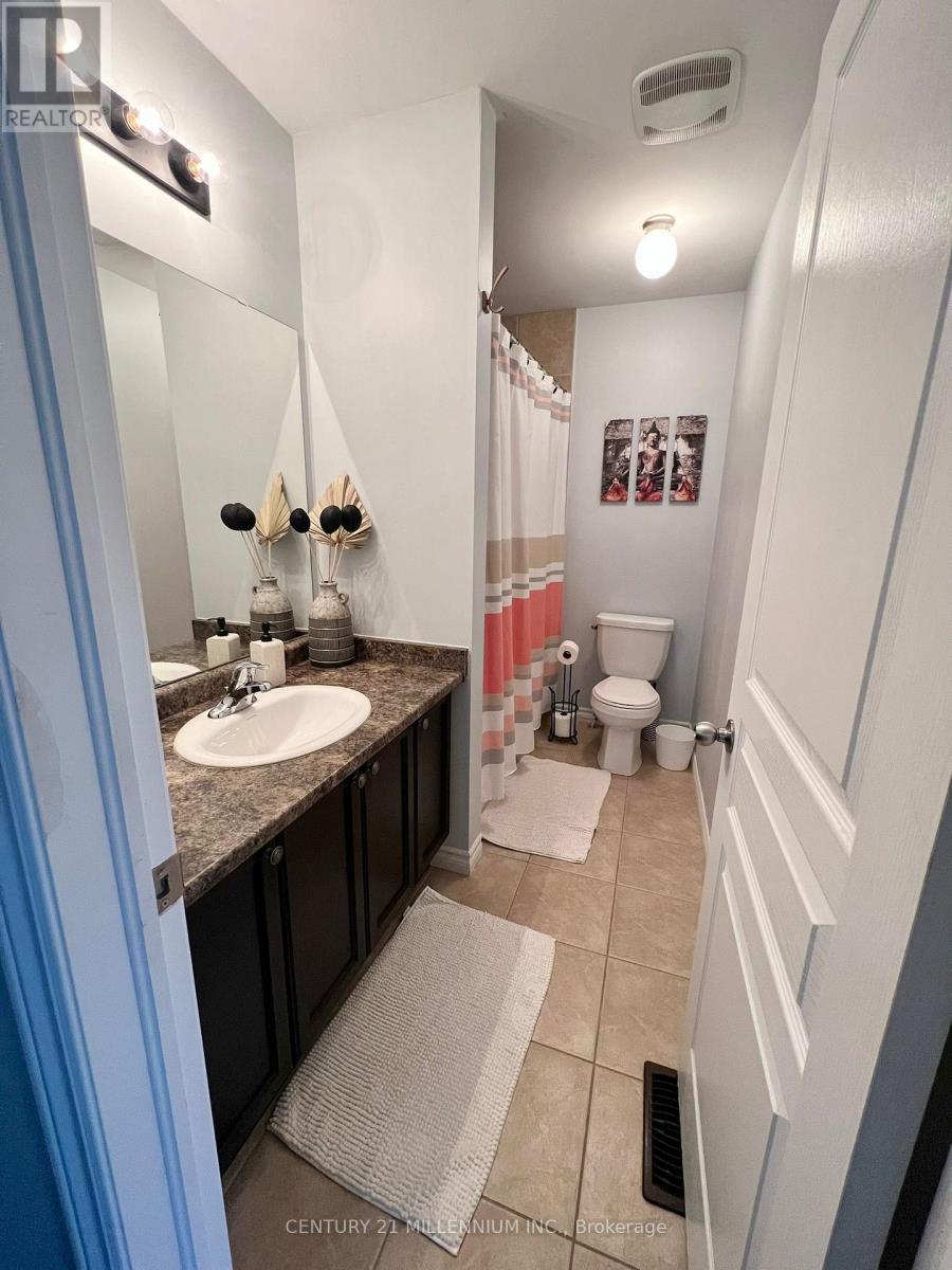 15 Dorchester Terrace, Hamilton, Ontario  L8J 0G4 - Photo 15 - X12367435