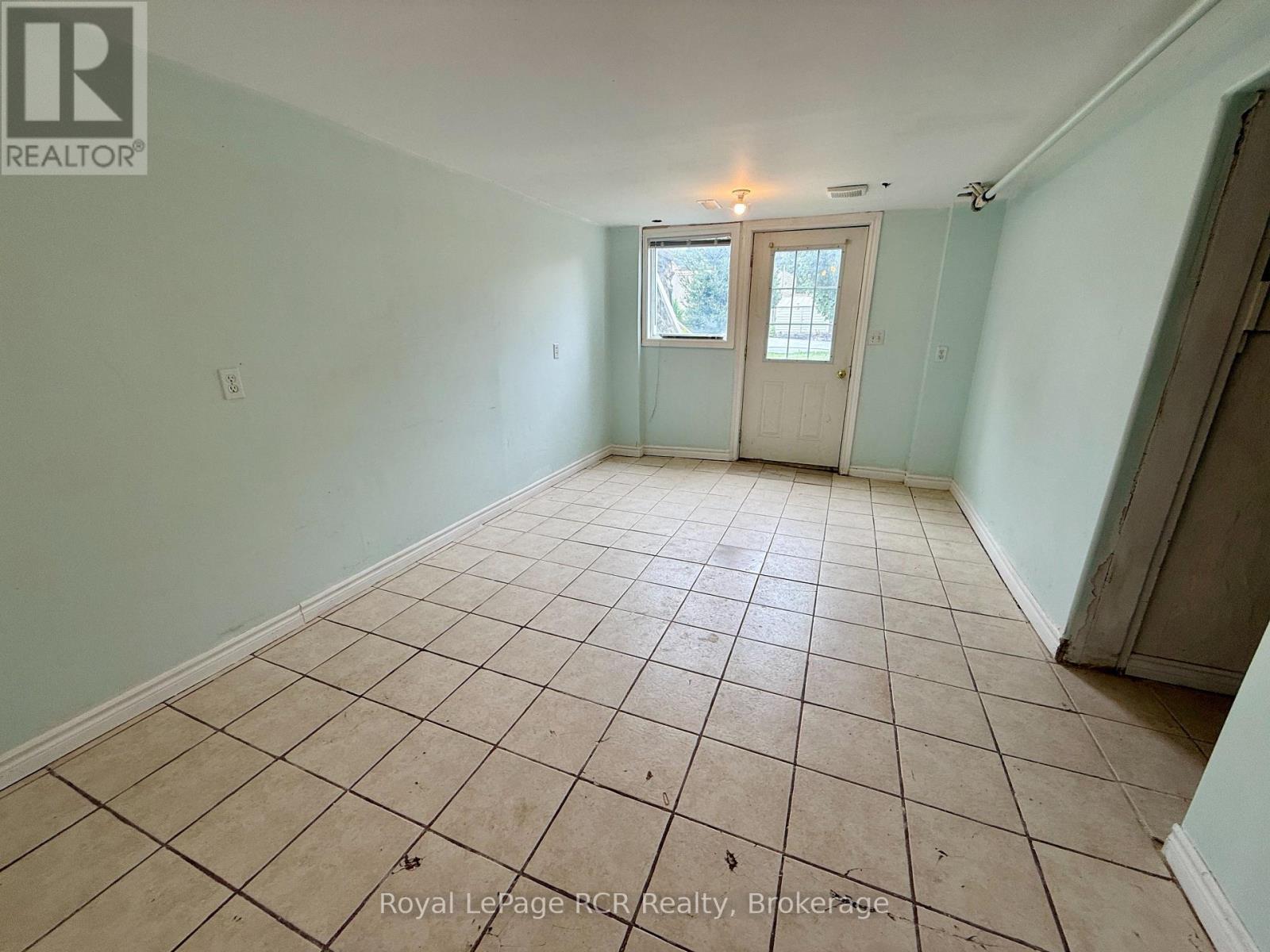 307 Prince (Lane) Street, Brockton, Ontario  N0G 2V0 - Photo 33 - X12367460