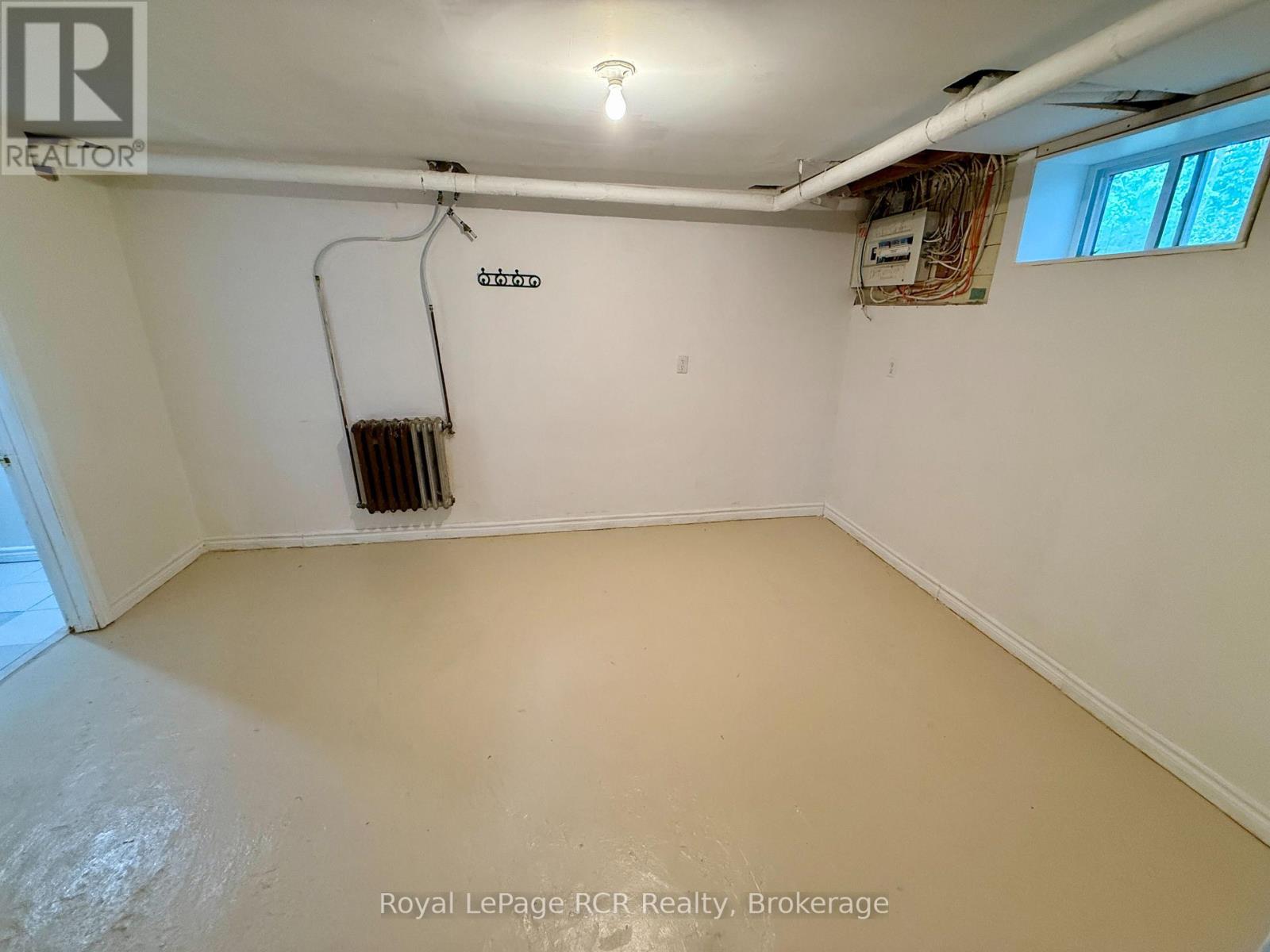307 Prince (Lane) Street, Brockton, Ontario  N0G 2V0 - Photo 35 - X12367460