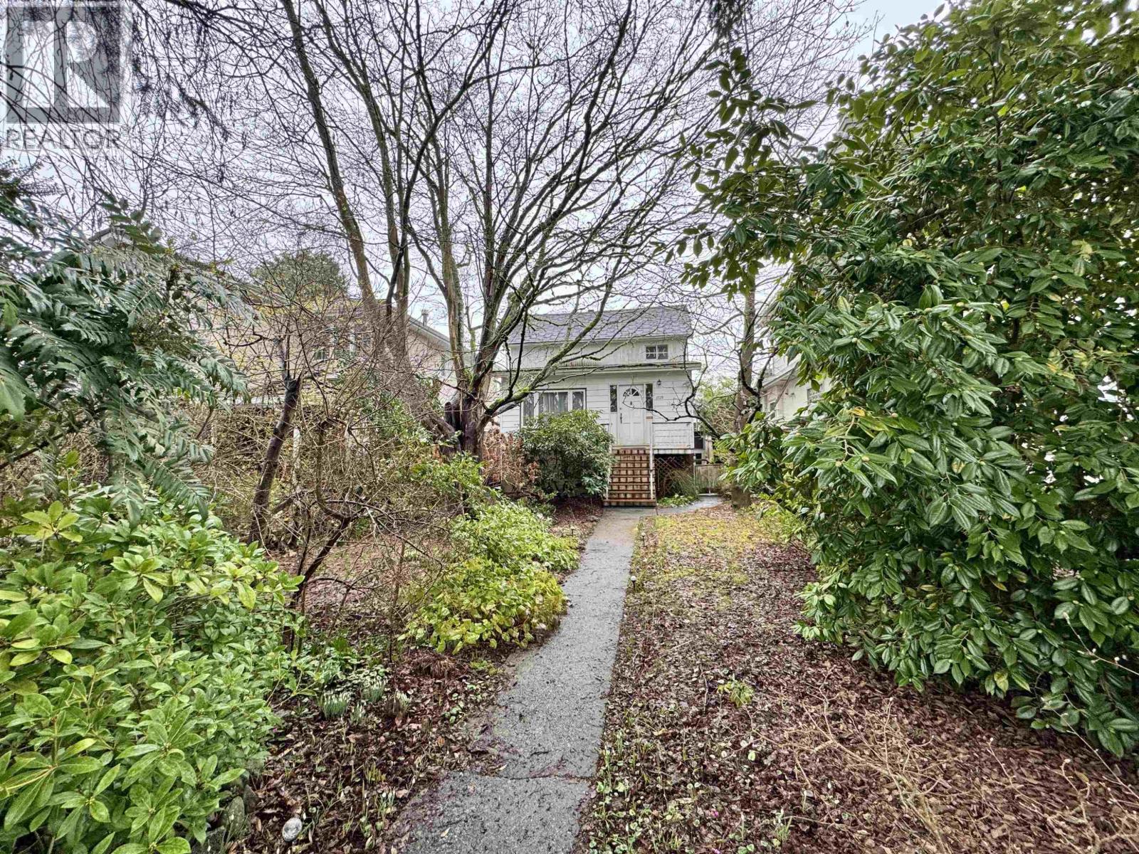 Property at 2720 W 24TH AVENUE image 2