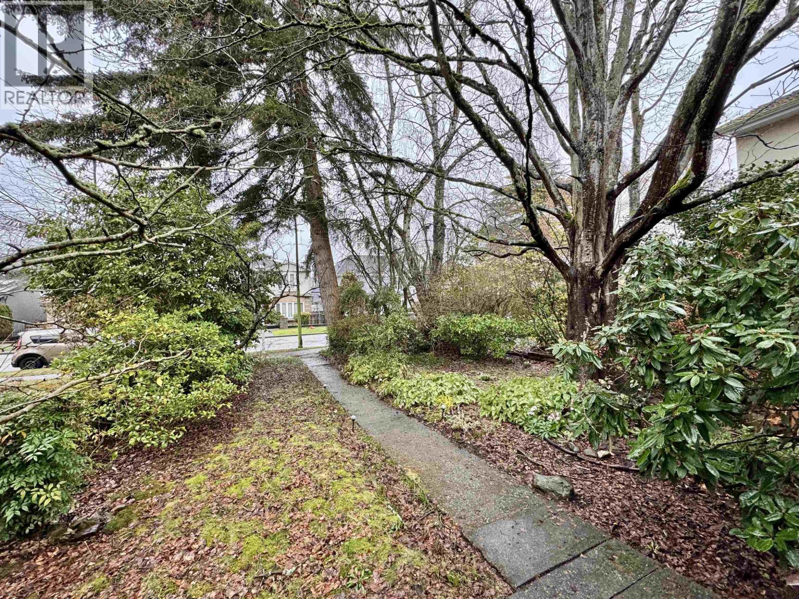 Property at 2720 W 24TH AVENUE image 4