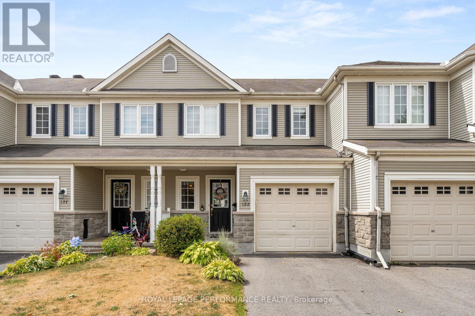 122 OSNABROOK PRIVATE, Ottawa, Ontario