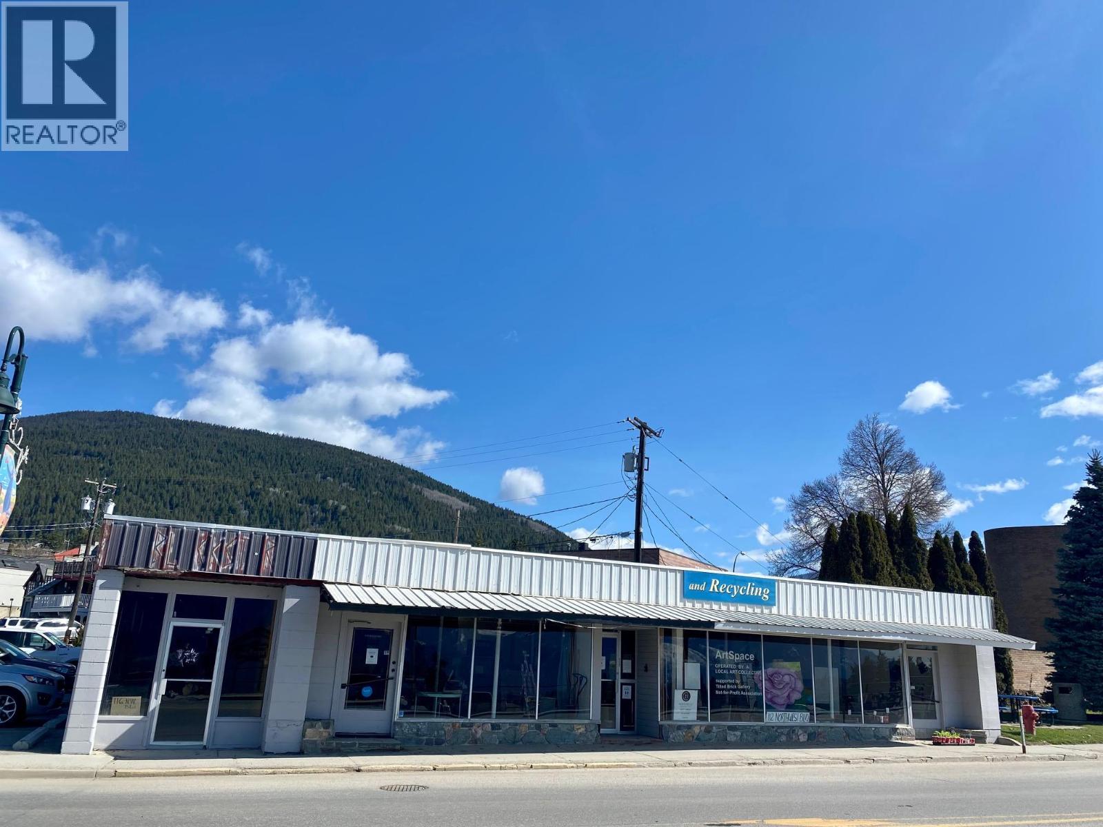 116 Northwest Boulevard, Creston, British Columbia  V0B 1G0 - Photo 3 - 10360533
