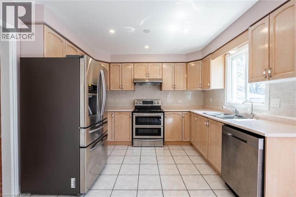 3 Resolute Drive, Hamilton, Ontario  L9A 5J6 - Photo 12 - 40721227
