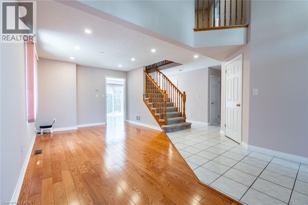 3 Resolute Drive, Hamilton, Ontario  L9A 5J6 - Photo 6 - 40721227