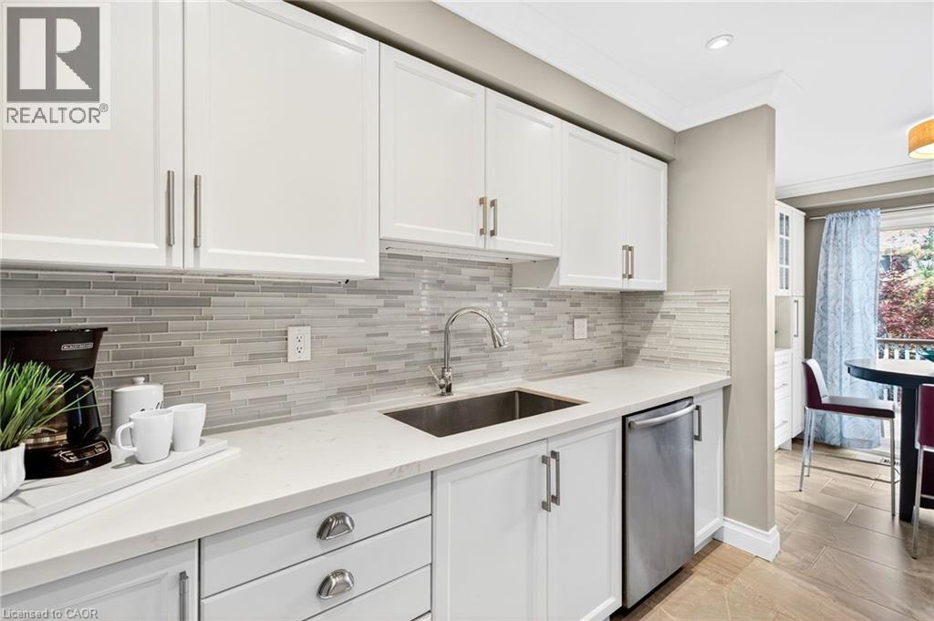 2 Newell Court, Waterdown, Ontario  L9H 7N3 - Photo 15 - 40756707