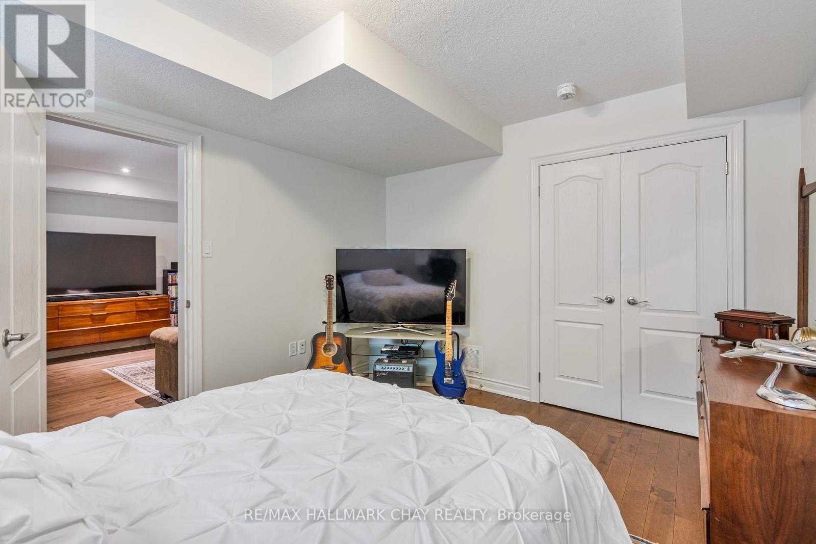 17 Hillcrest Drive, New Tecumseth (Alliston), Ontario  L9R 0K5 - Photo 25 - N12367194