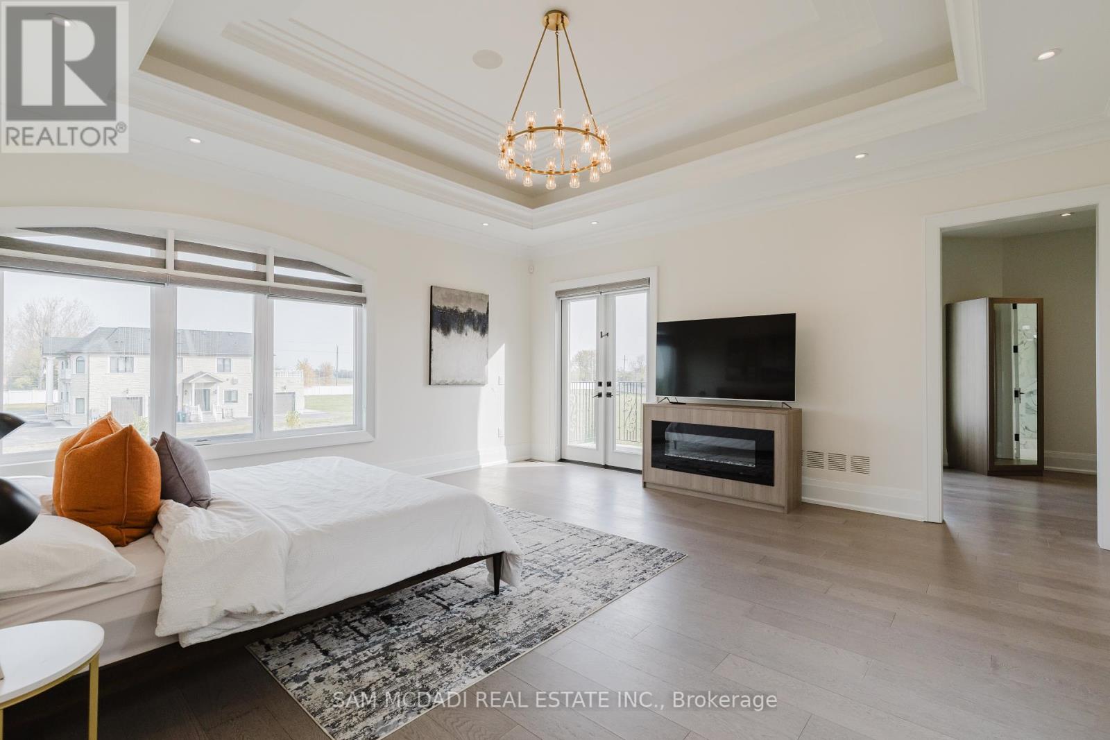 4 Saint Lukes Court, Brampton (Toronto Gore Rural Estate), Ontario  L6P 1K9 - Photo 35 - W12367492