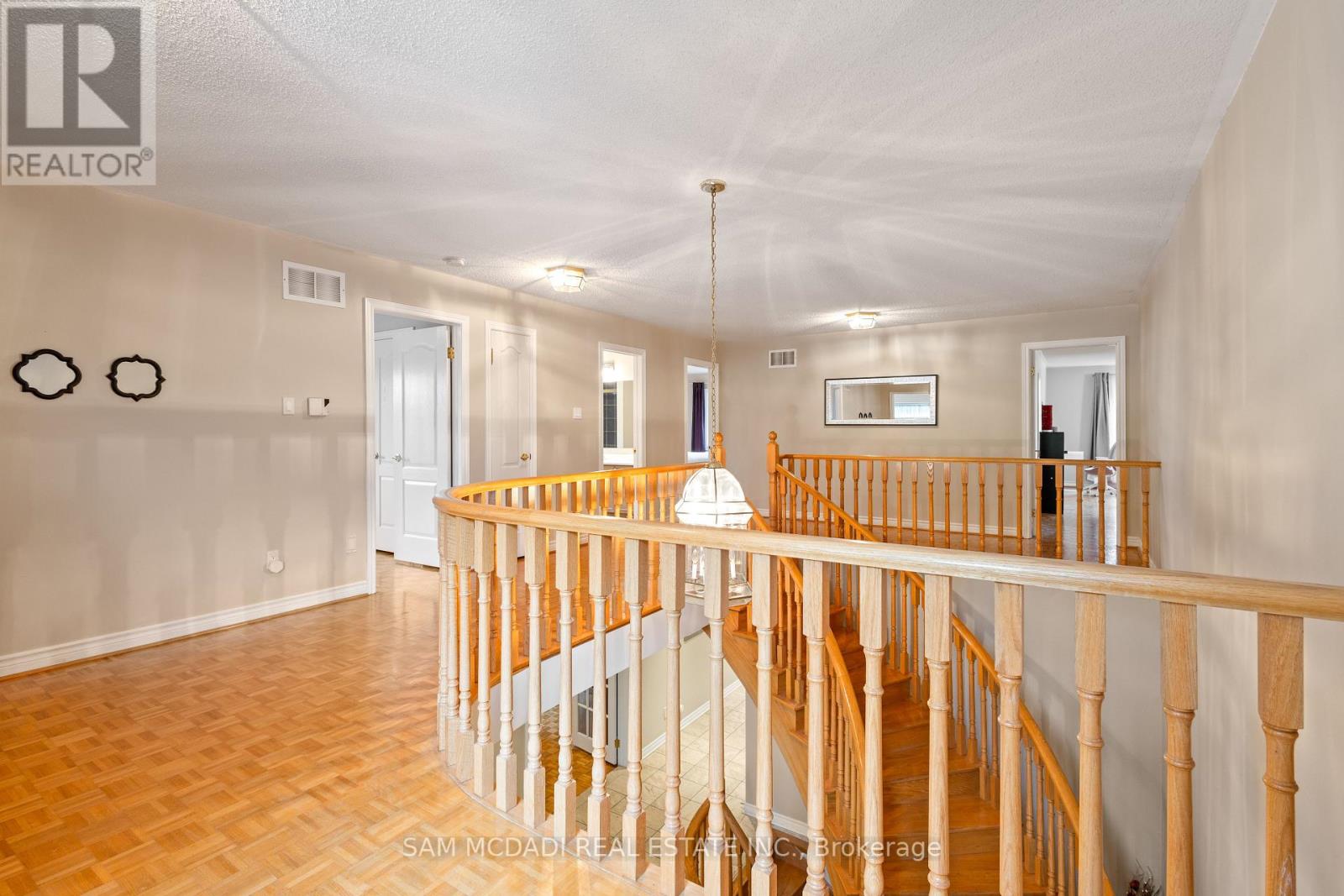 2492 Erin Centre Boulevard, Mississauga (Central Erin Mills), Ontario  L5M 5B2 - Photo 21 - W12367494
