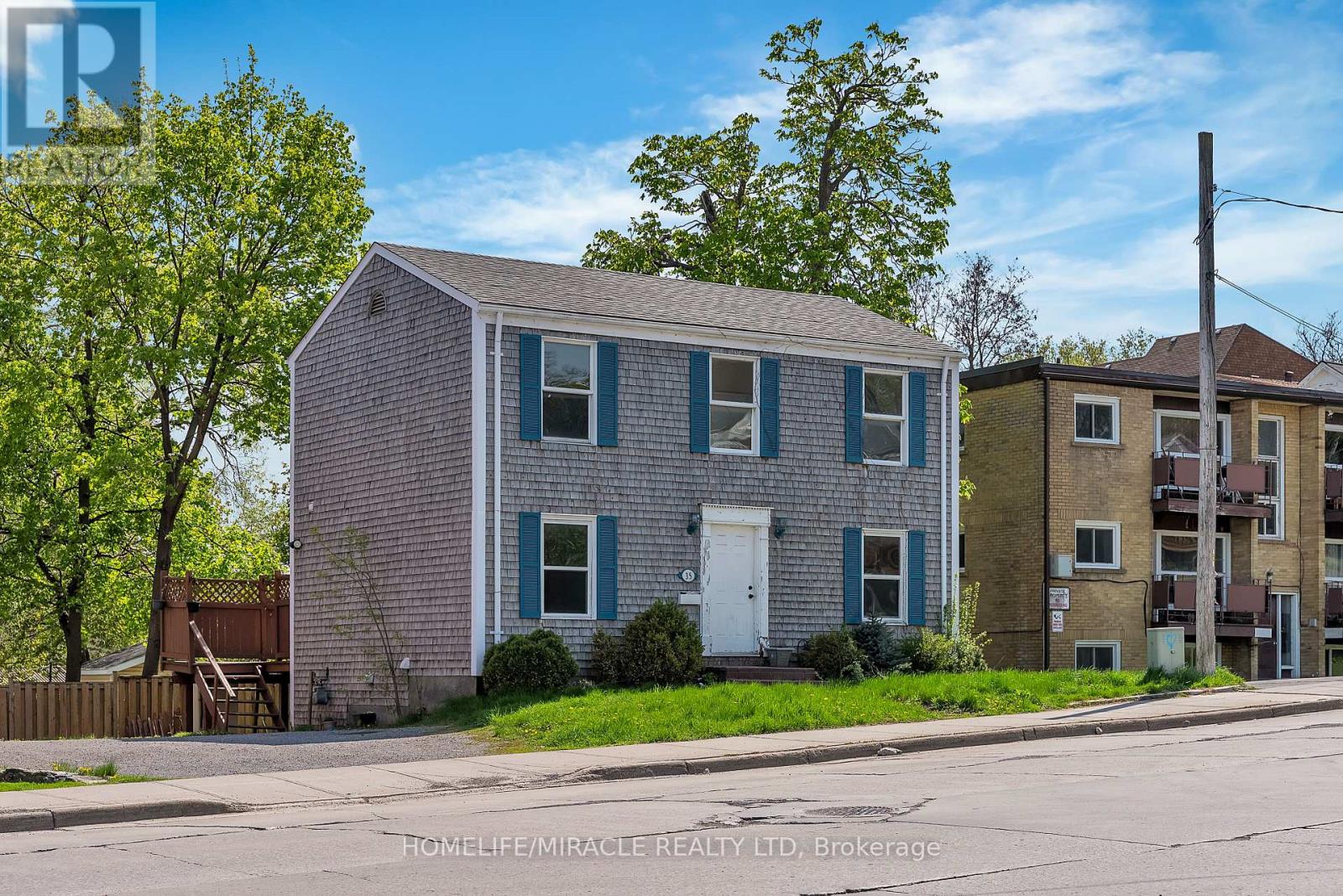 35 Bridge Street W, Belleville, Ontario  K8P 1H9 - Photo 1 - X12367482