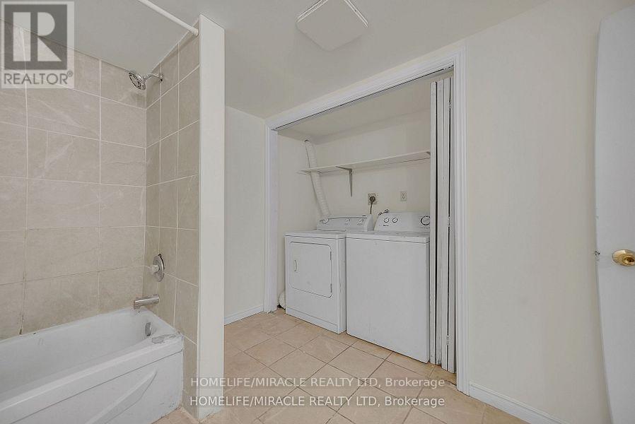 35 Bridge Street W, Belleville, Ontario  K8P 1H9 - Photo 19 - X12367482