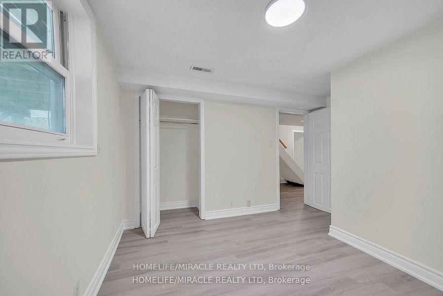 35 Bridge Street W, Belleville, Ontario  K8P 1H9 - Photo 20 - X12367482