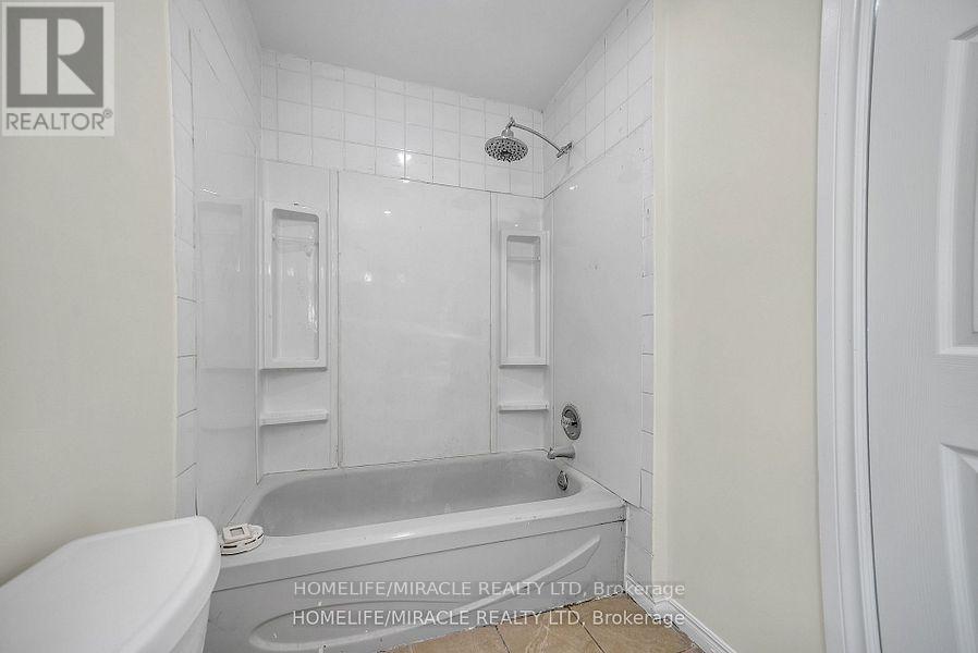 35 Bridge Street W, Belleville, Ontario  K8P 1H9 - Photo 24 - X12367482