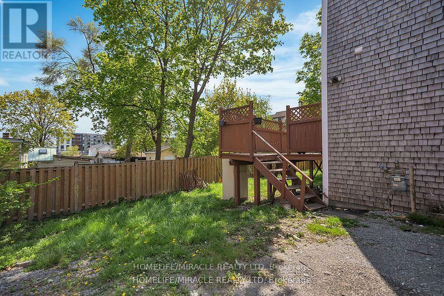 35 Bridge Street W, Belleville, Ontario  K8P 1H9 - Photo 30 - X12367482