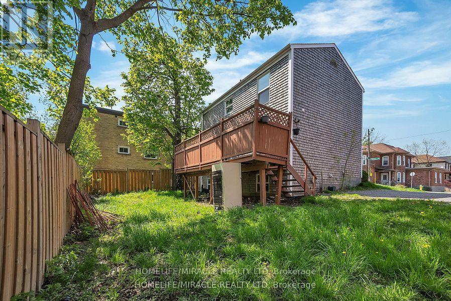 35 Bridge Street W, Belleville, Ontario  K8P 1H9 - Photo 33 - X12367482