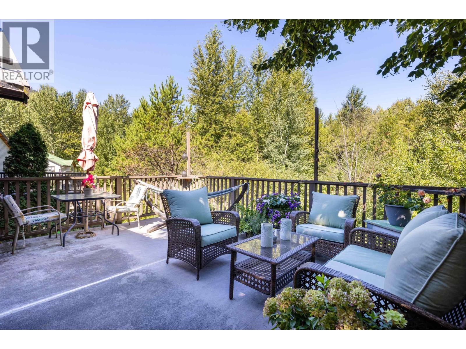 3 7467 Prospect Street, Pemberton, British Columbia  V0N 2L0 - Photo 10 - R3041108