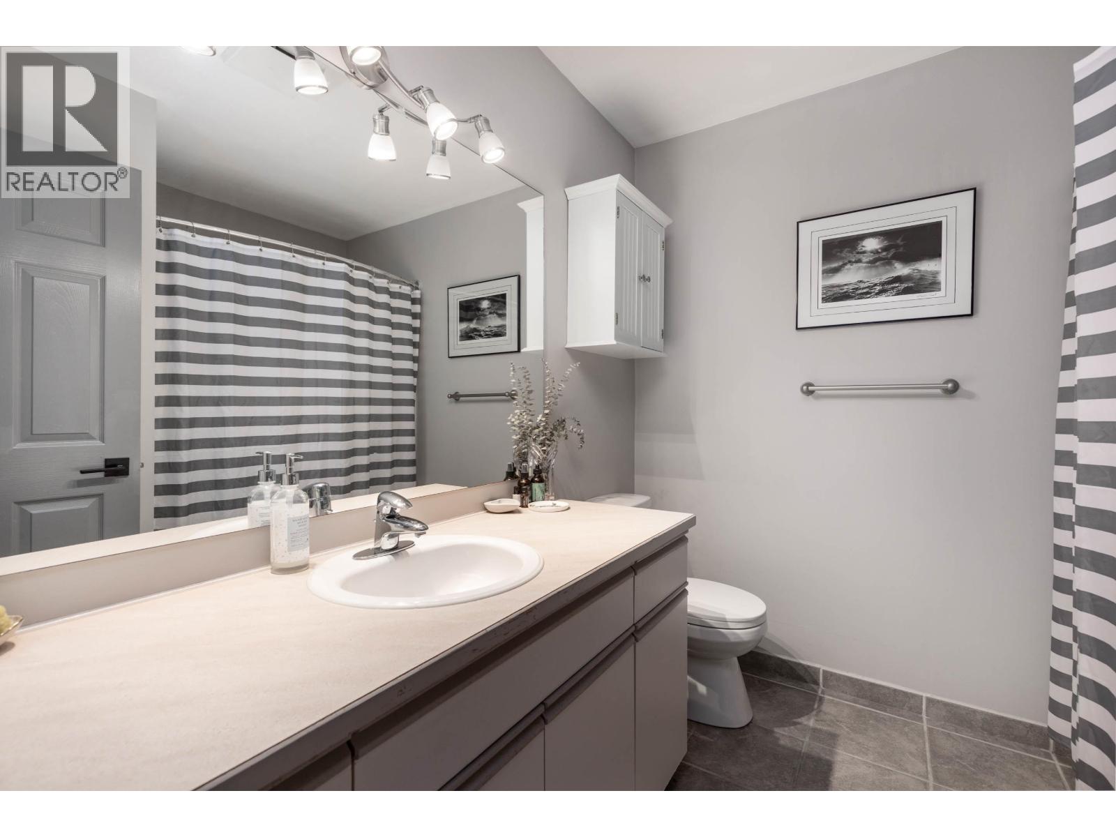3 7467 Prospect Street, Pemberton, British Columbia  V0N 2L0 - Photo 18 - R3041108