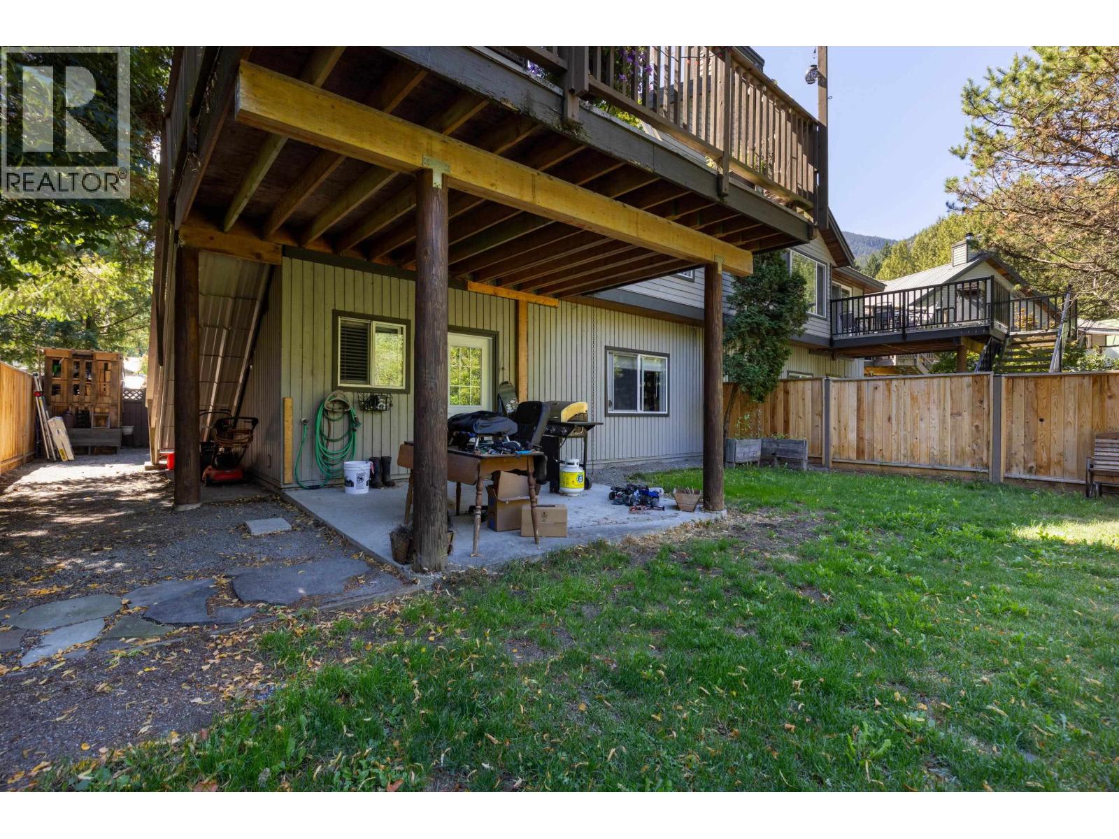 3 7467 Prospect Street, Pemberton, British Columbia  V0N 2L0 - Photo 27 - R3041108
