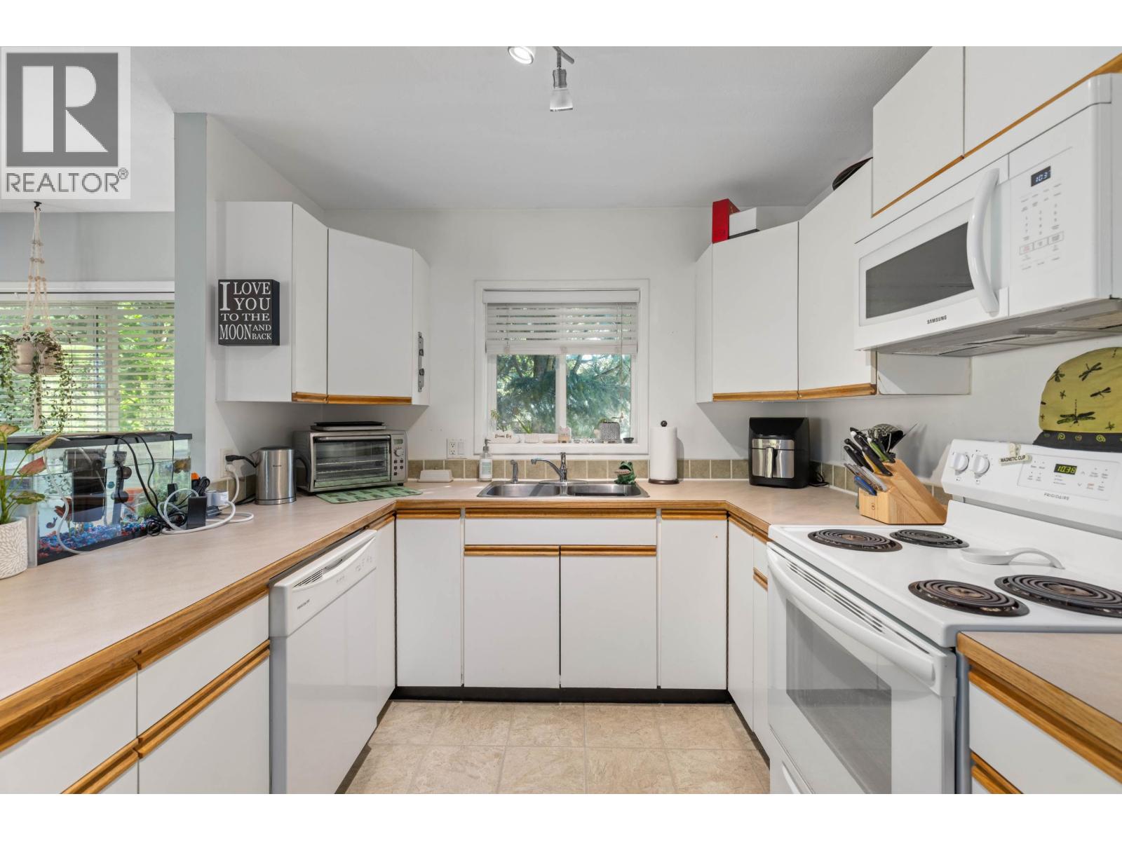 3 7467 Prospect Street, Pemberton, British Columbia  V0N 2L0 - Photo 6 - R3041108