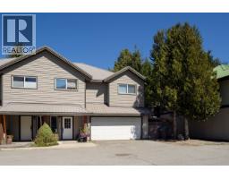 3 7467 Prospect Street, Pemberton, Ca