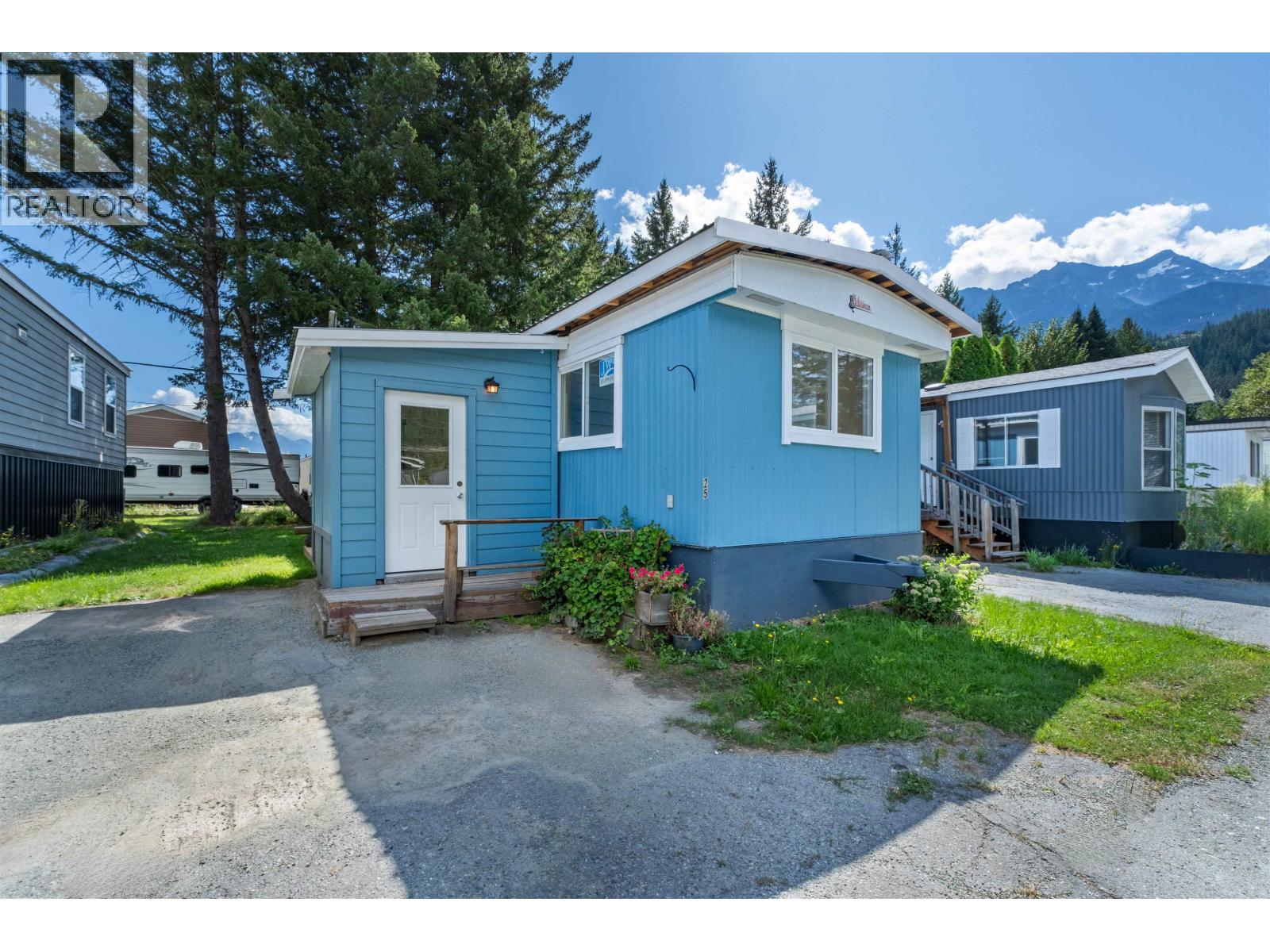 25 7370 HIGHWAY 99, Pemberton, British Columbia