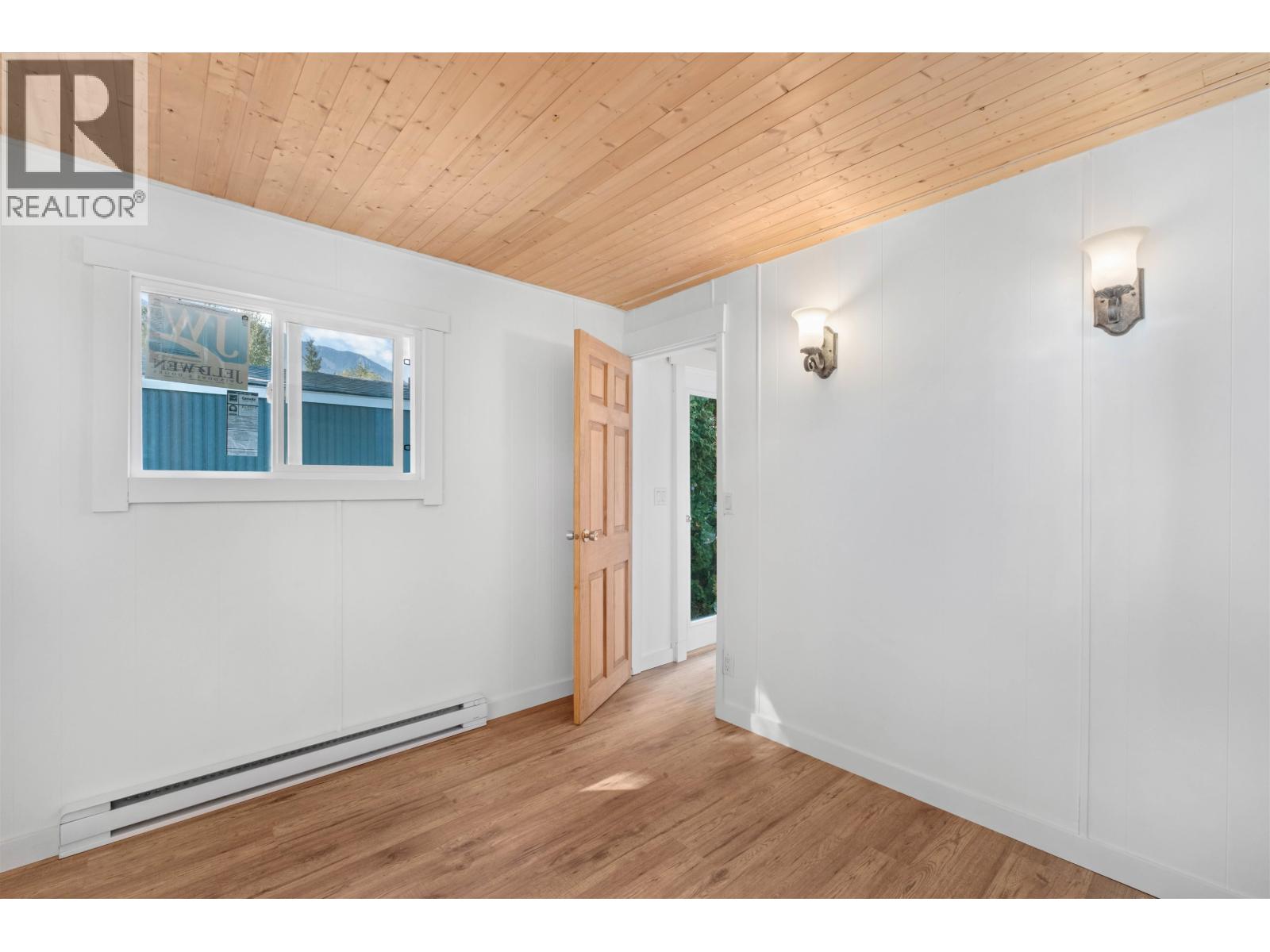 25 7370 Highway 99, Pemberton, British Columbia  V0N 2L1 - Photo 14 - R3041104