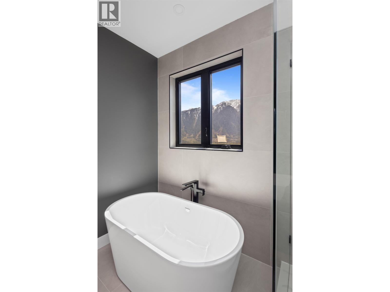 1608 Sisqa Peak Drive, Pemberton, British Columbia  V0N 2L1 - Photo 26 - R3041115