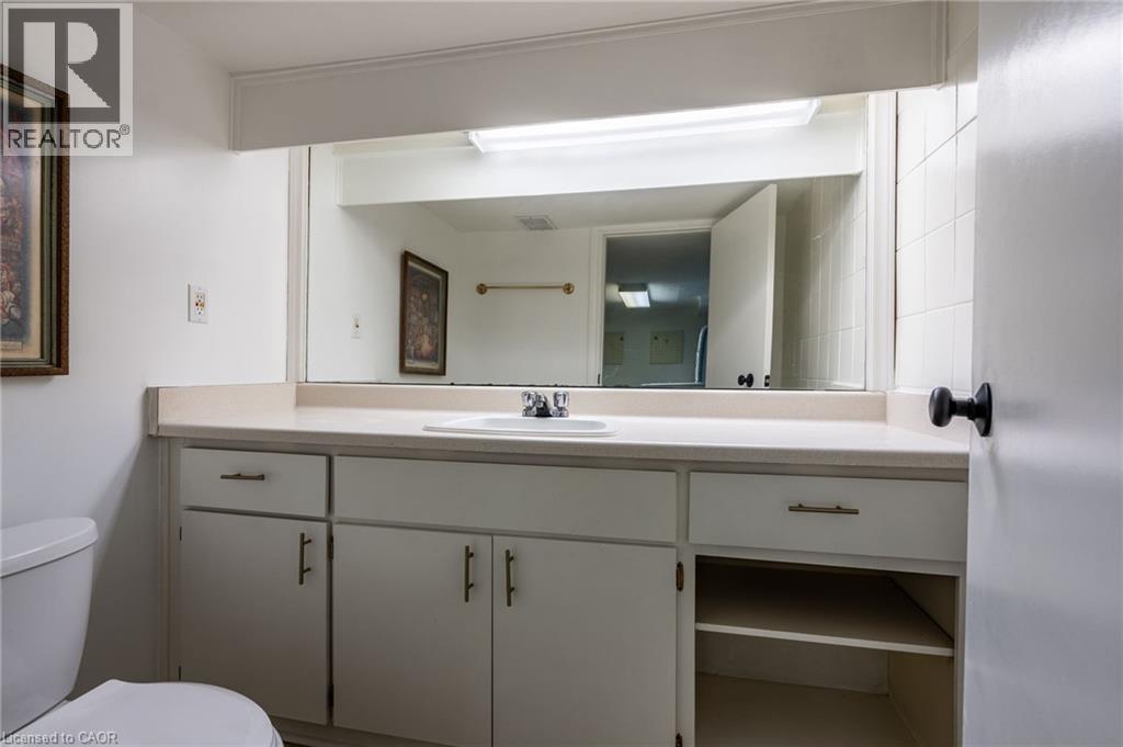 60 Inverness Avenue W, Hamilton, Ontario  L9C 1A4 - Photo 45 - 40754422