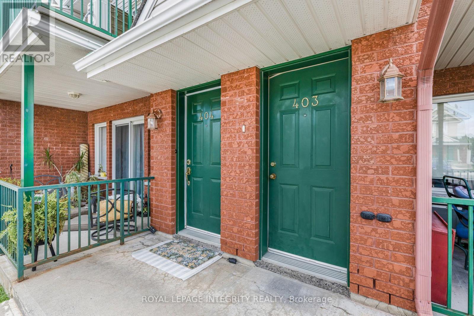 403 - 2923 Laurier Street, Clarence-Rockland, Ontario  K4K 1T8 - Photo 3 - X12367534