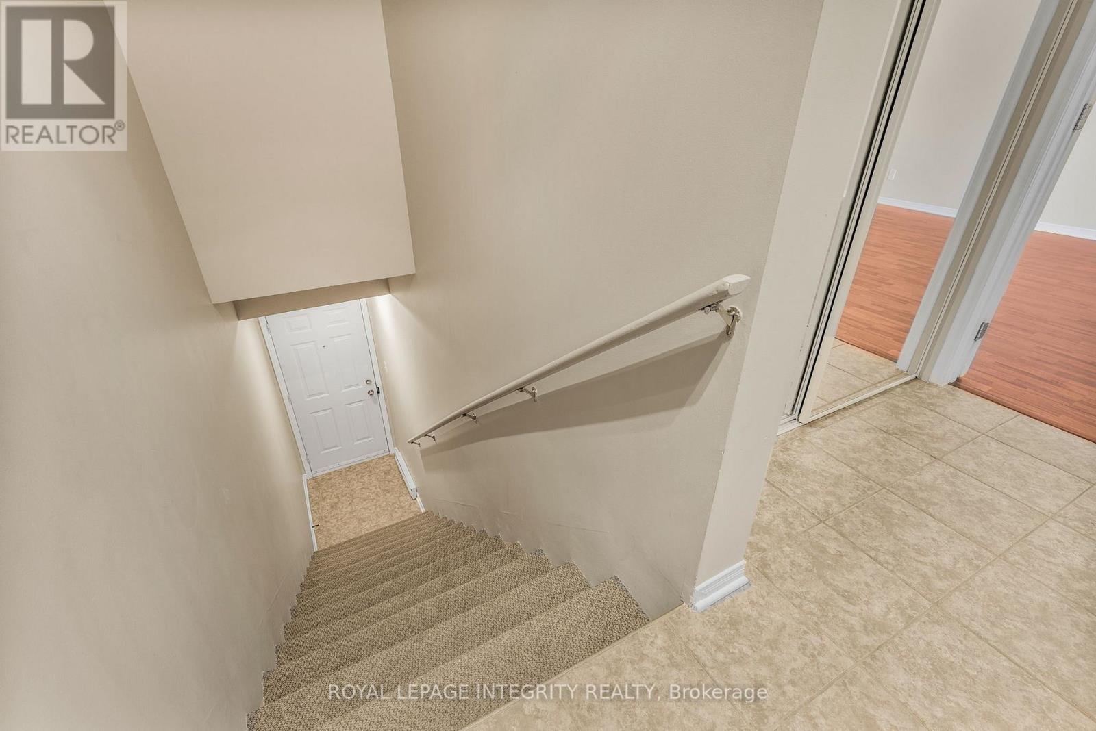 403 - 2923 Laurier Street, Clarence-Rockland, Ontario  K4K 1T8 - Photo 4 - X12367534