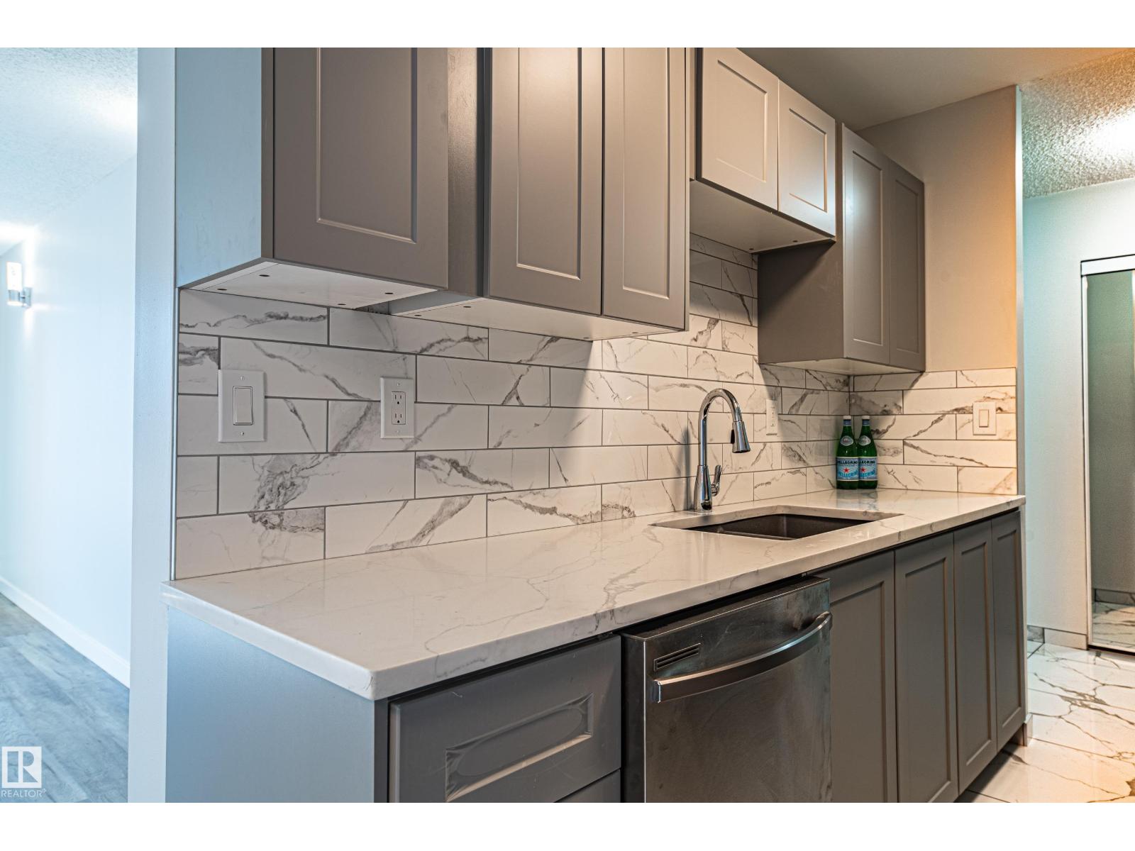 #809 10145 109 St Nw, Edmonton, Alberta  T5J 3M5 - Photo 13 - E4454945
