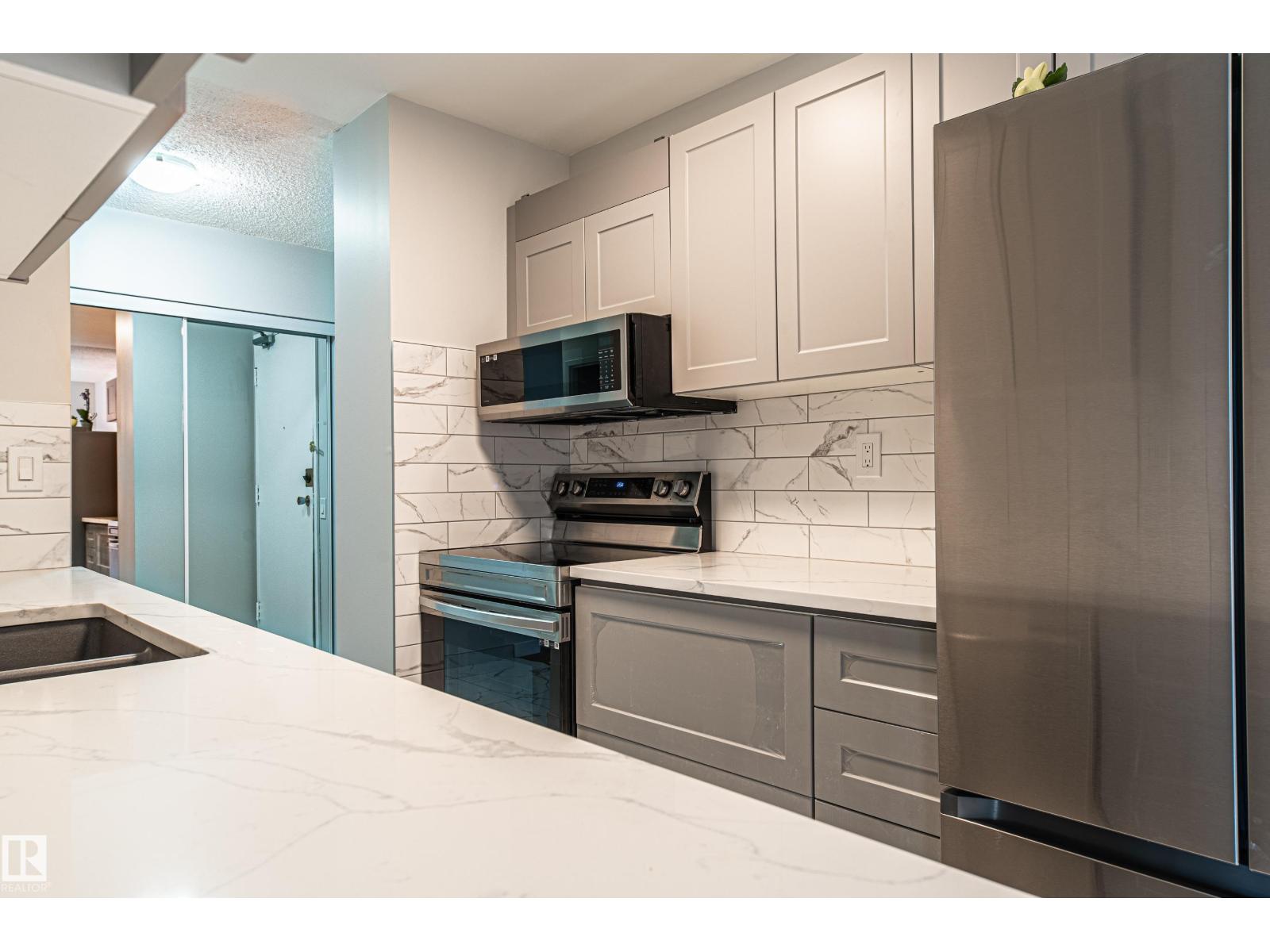 #809 10145 109 St Nw, Edmonton, Alberta  T5J 3M5 - Photo 14 - E4454945