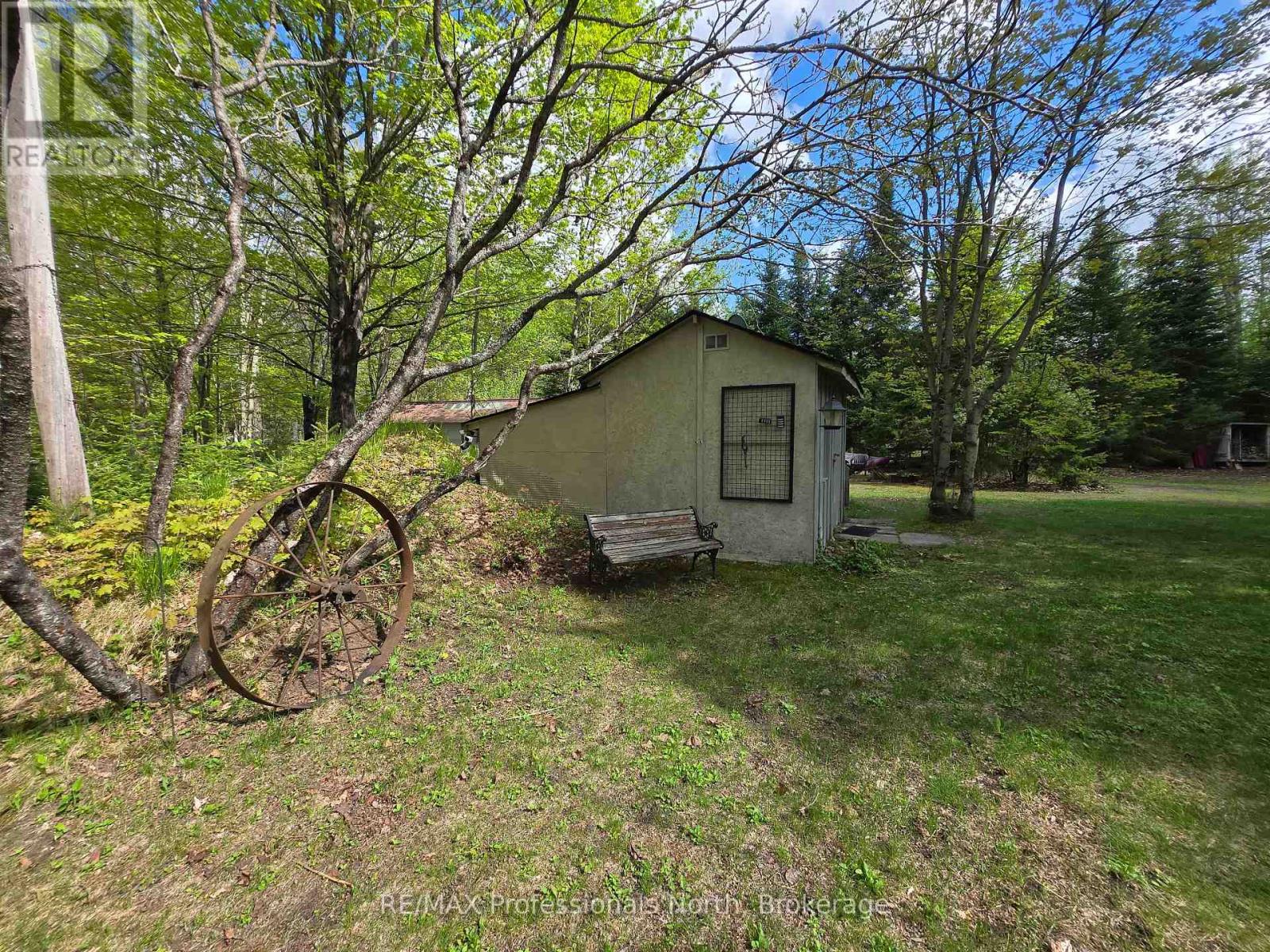 1010 Sturgeon Drive, Minden Hills, Ontario  K0M 2K0 - Photo 33 - X12367553