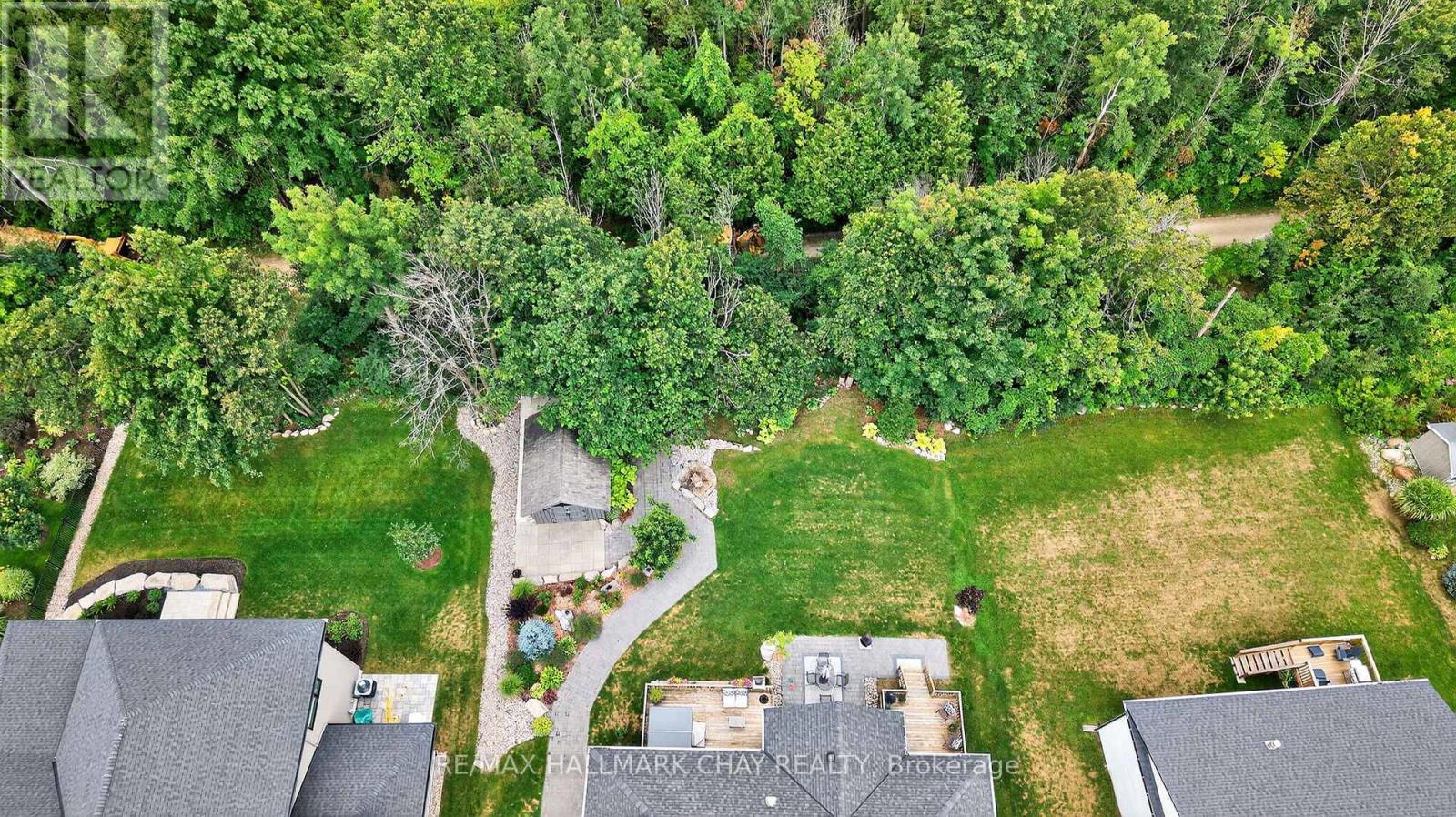 127 High Bluff Lane, Blue Mountains, Ontario  N0H 2P0 - Photo 10 - X12367519