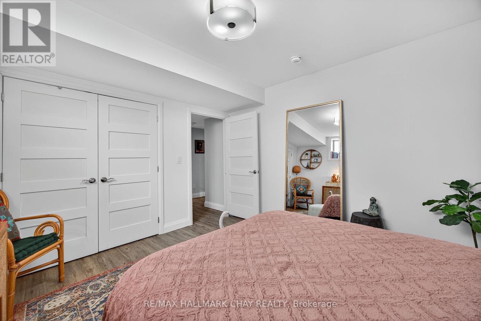 127 High Bluff Lane, Blue Mountains, Ontario  N0H 2P0 - Photo 40 - X12367519