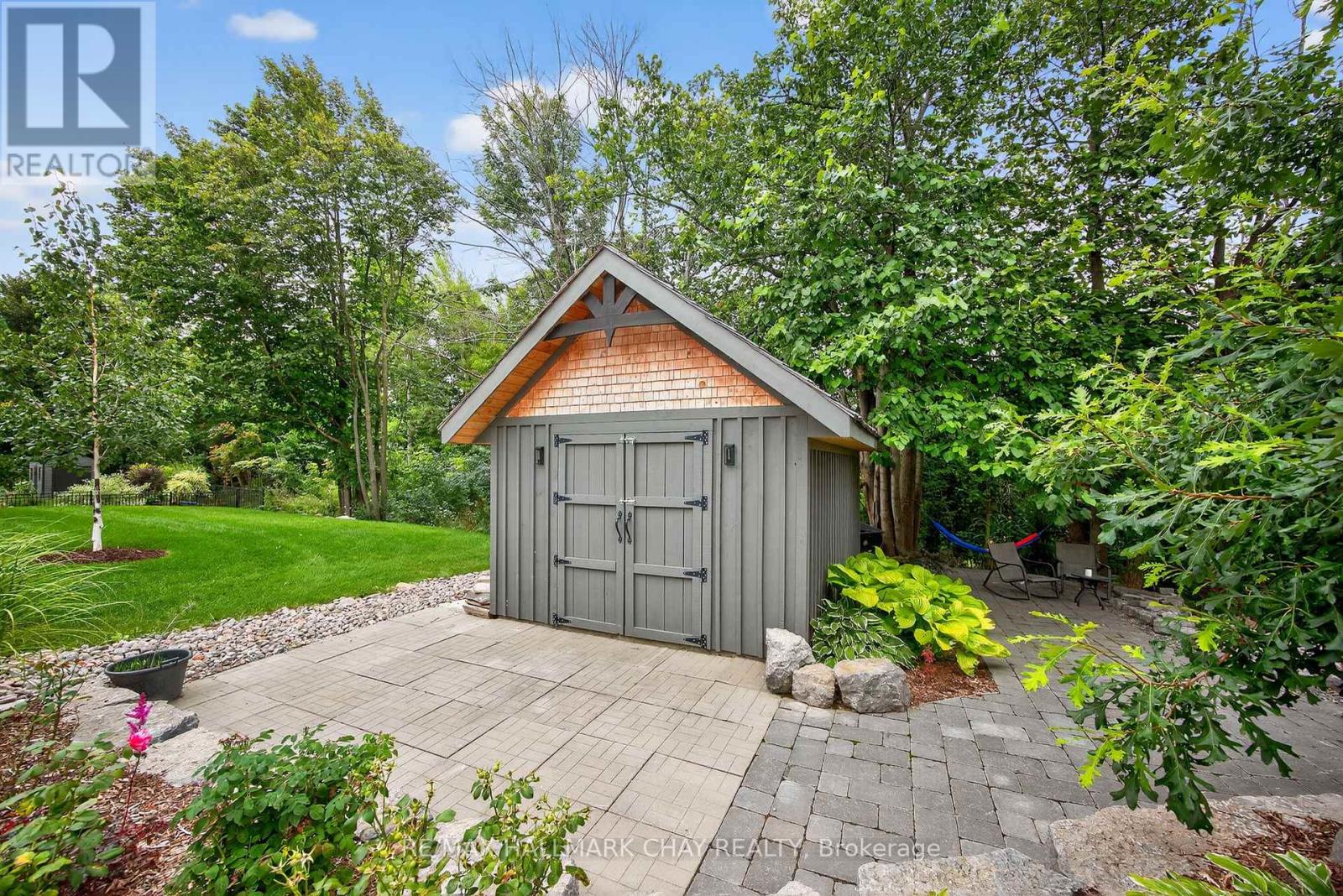 127 High Bluff Lane, Blue Mountains, Ontario  N0H 2P0 - Photo 48 - X12367519