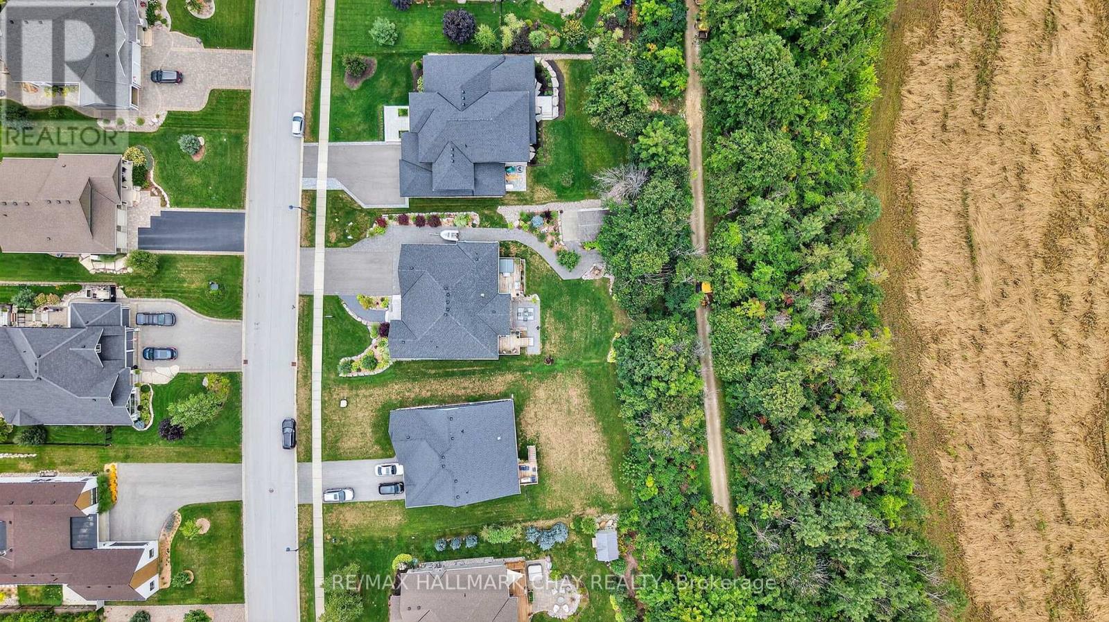 127 High Bluff Lane, Blue Mountains, Ontario  N0H 2P0 - Photo 9 - X12367519