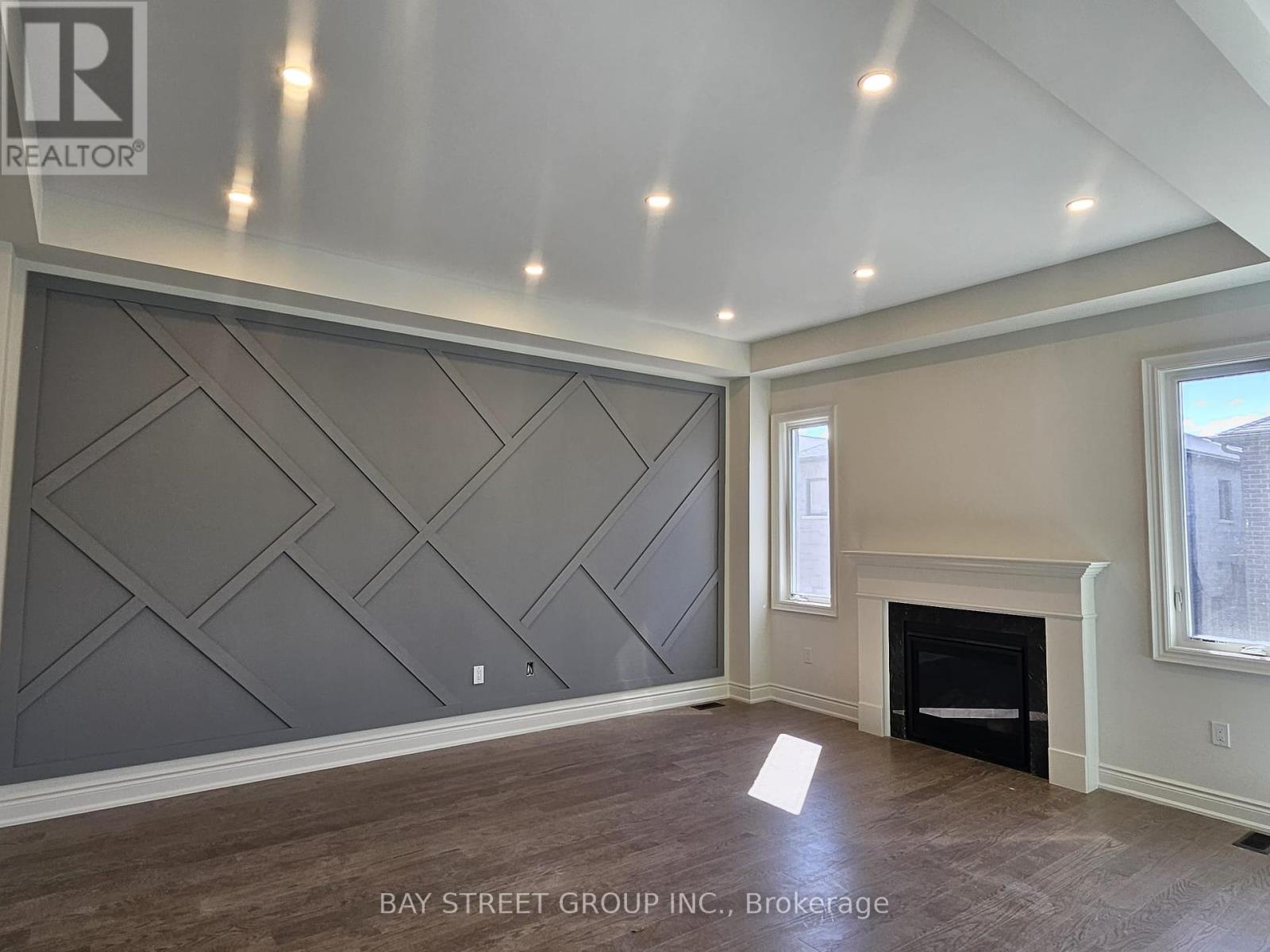 17 Kenneth Appleton Avenue, Richmond Hill, Ontario  L4B 3X9 - Photo 5 - N12367561