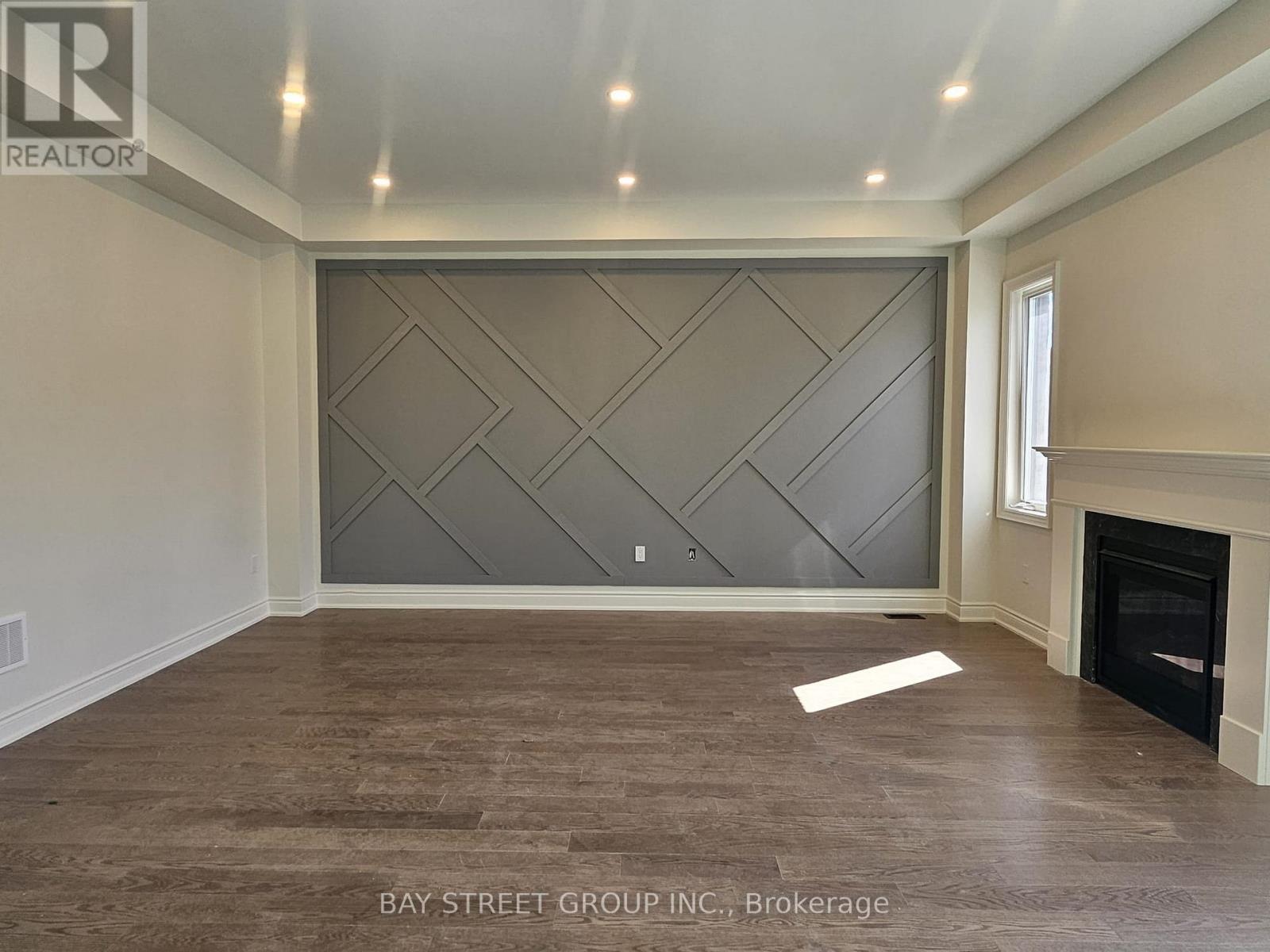 17 Kenneth Appleton Avenue, Richmond Hill, Ontario  L4B 3X9 - Photo 6 - N12367561