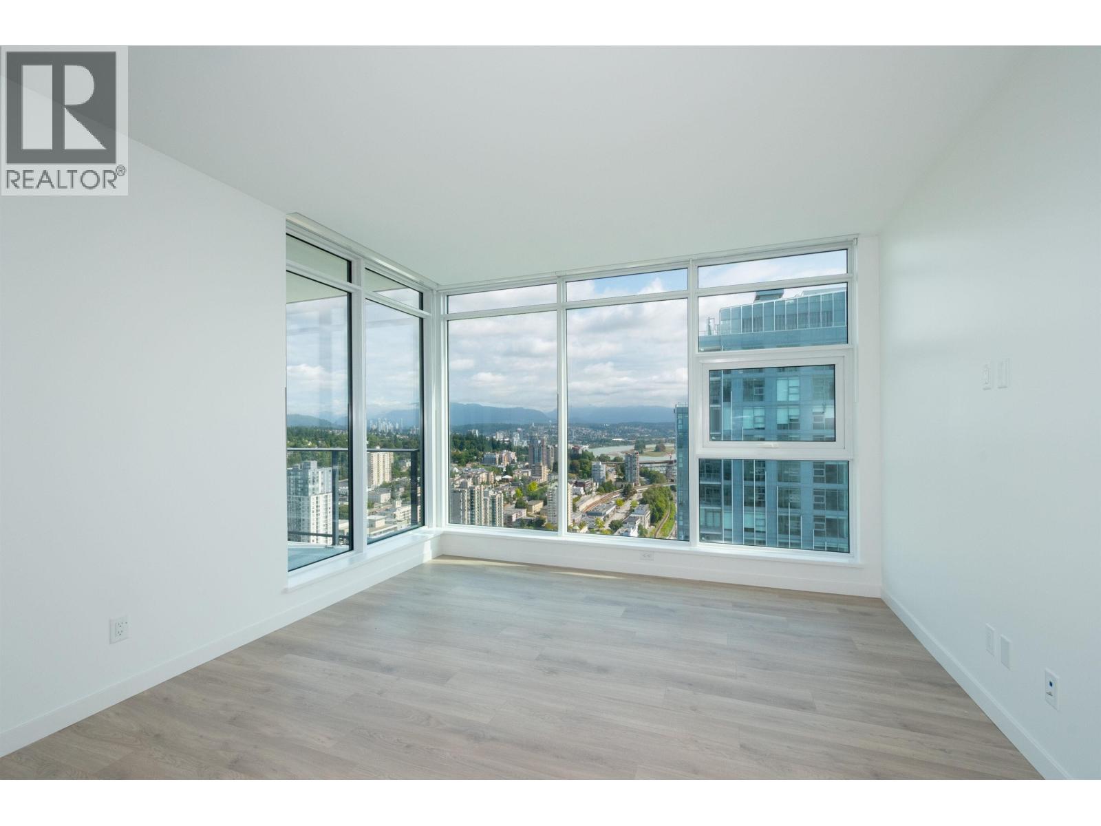 4004 680 Quayside Drive, New Westminster, British Columbia  V3M 0P2 - Photo 3 - R3038327