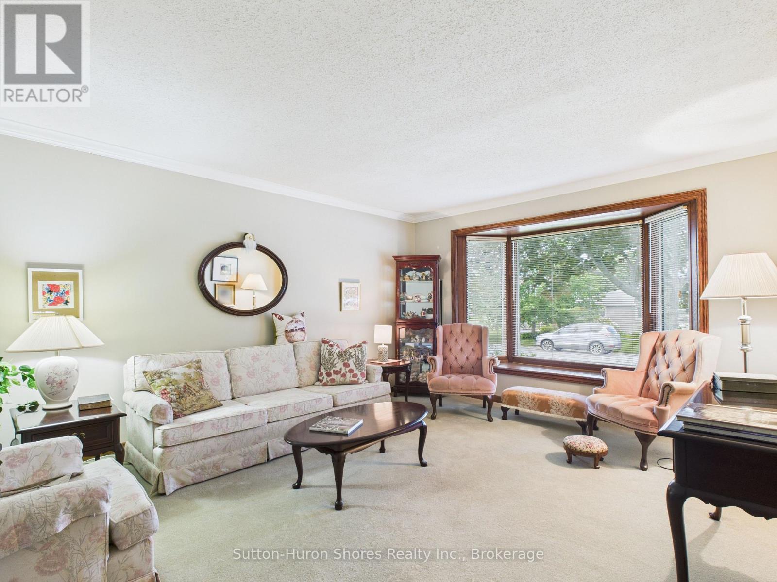 341 Wellington Street, Saugeen Shores, Ontario  N0H 2C4 - Photo 17 - X12367579