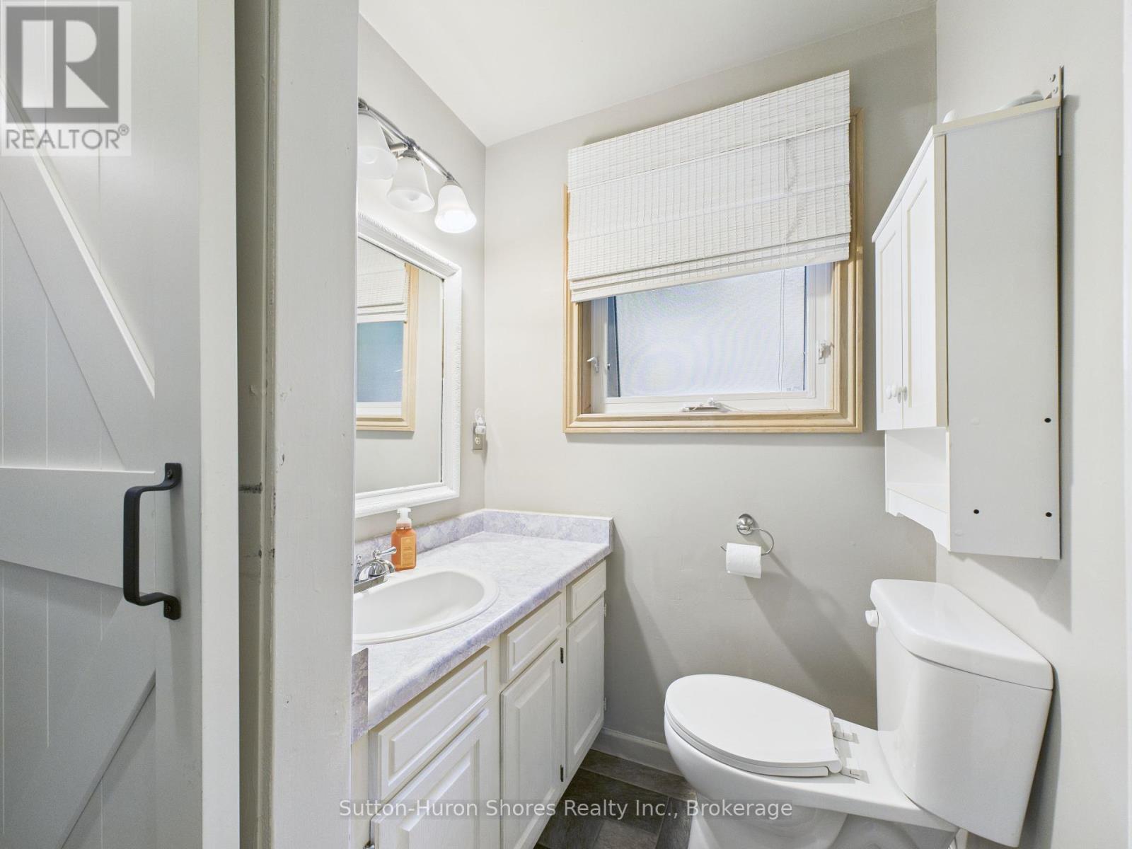 341 Wellington Street, Saugeen Shores, Ontario  N0H 2C4 - Photo 26 - X12367579