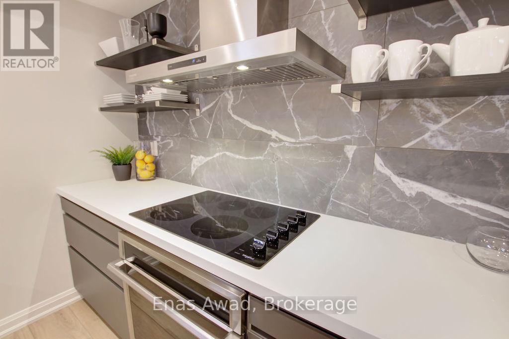 164 Maurice Drive, Oakville, Ontario  L6K 2W9 - Photo 20 - W12367584