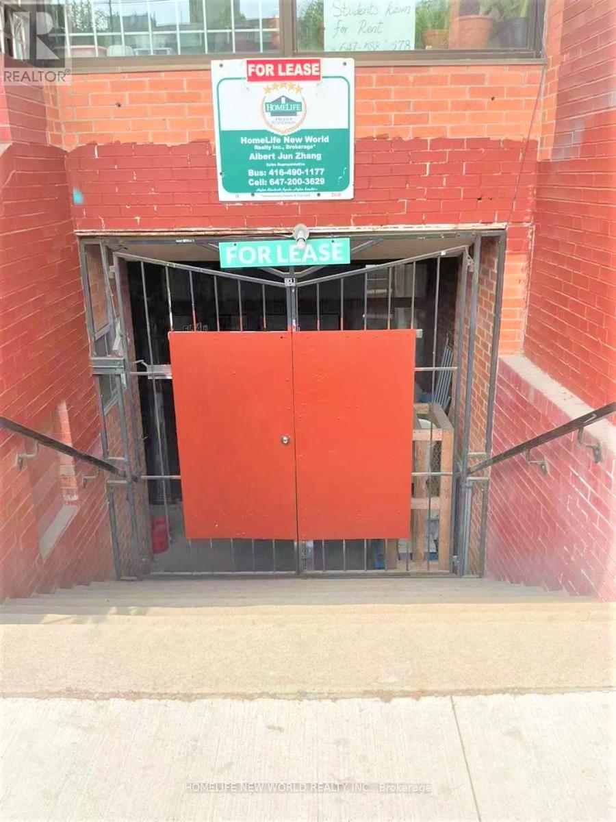 Lower Level Basement - 584 Dundas Street W, Toronto (Kensington-Chinatown), Ontario  M5T 1H5 - Photo 2 - C12367582