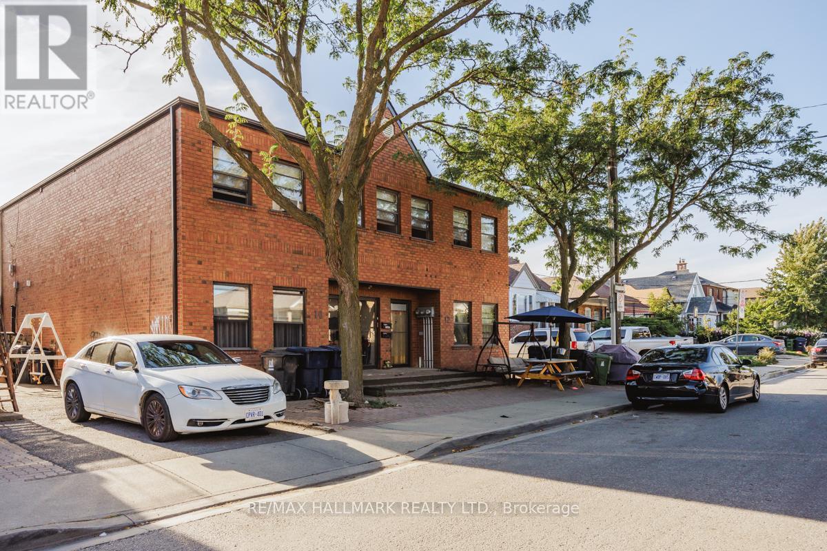 12 SNIDER AVENUE, Toronto, Ontario