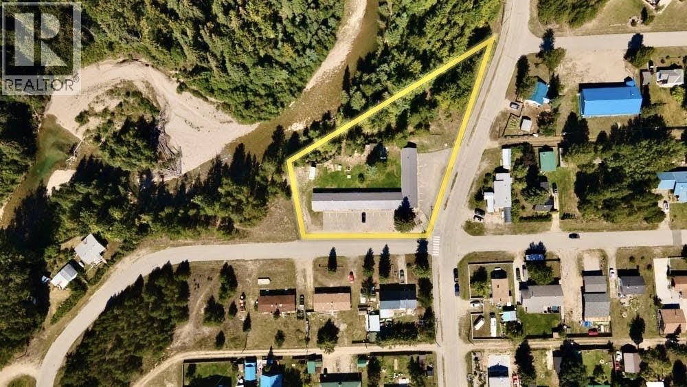 1300 2ND AVENUE, Valemount, British Columbia