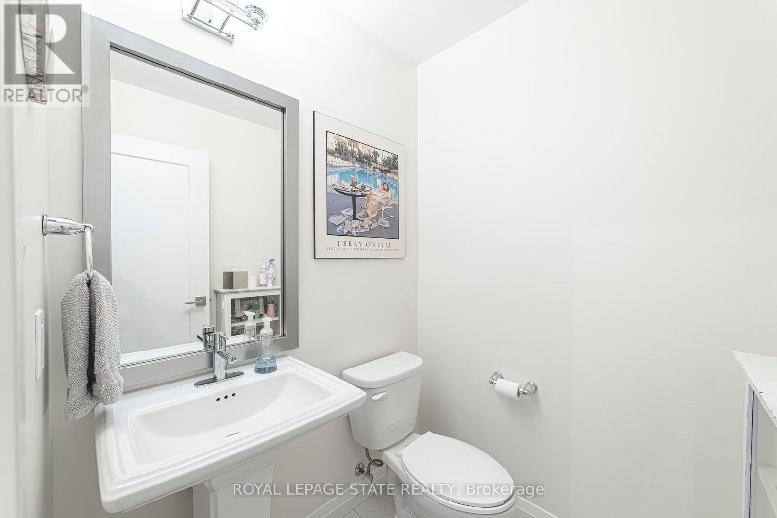 40 - 35 Midhurst Heights, Hamilton, Ontario  L8J 0K9 - Photo 43 - X12367589