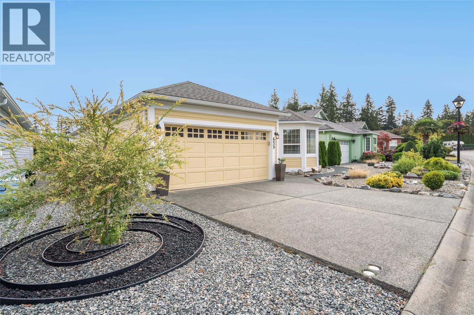 659 Windward Way, Qualicum Beach, British Columbia  V9K 2K4 - Photo 11 - 1011711